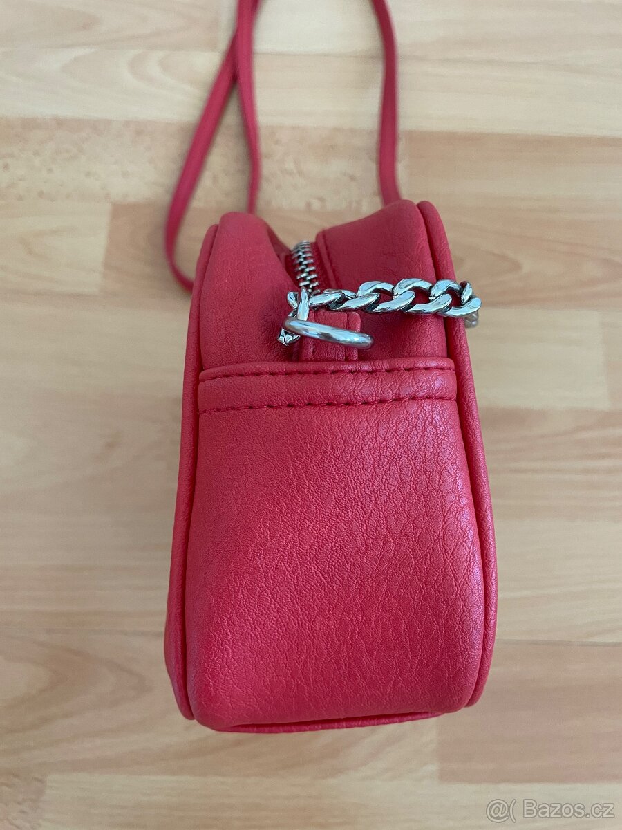 Červená crossbody kabelka - 3