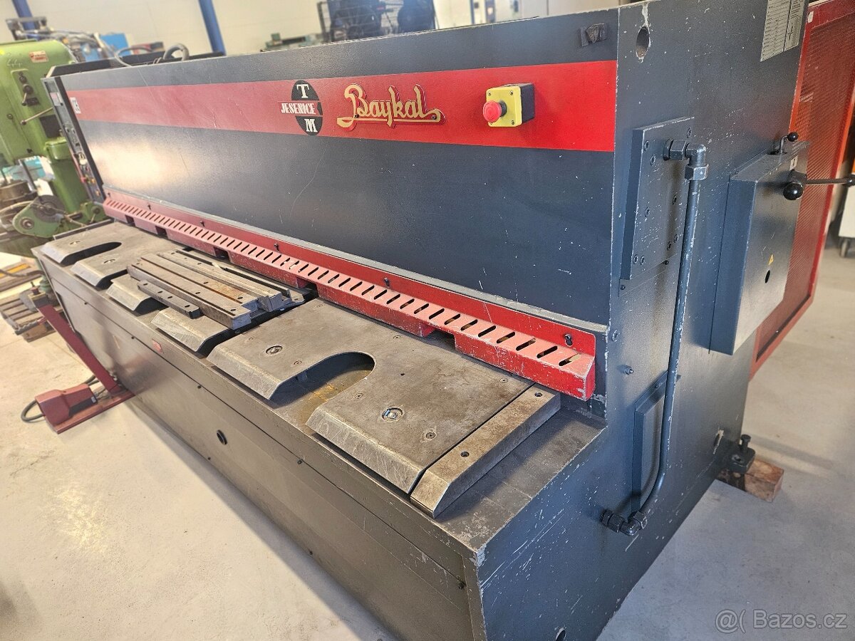 Hydraulické tabulové nůžky BAYKAL HGL 3100/8 - 3