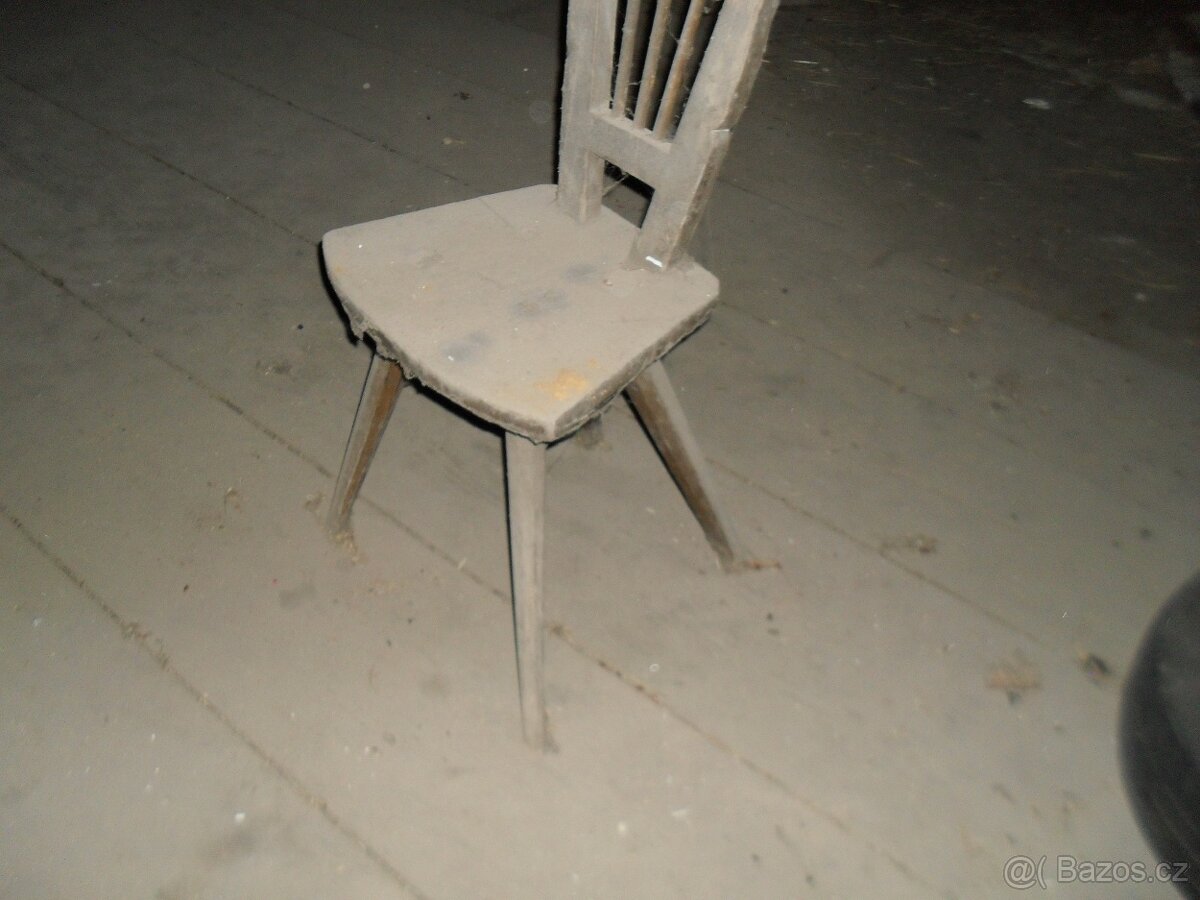 prodám historické židle - 3