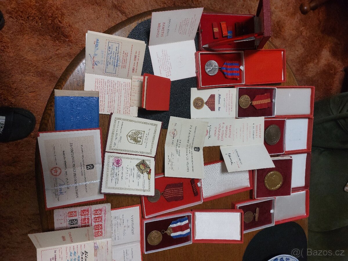 Artefakty z komunistické éry - 3
