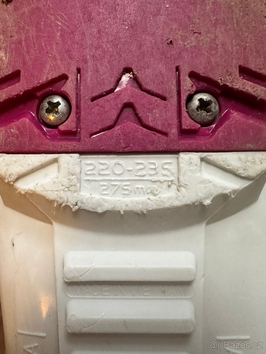 Dívčí lyže, lyžáky, hůlky, páteřák, přilba, brýle - 3