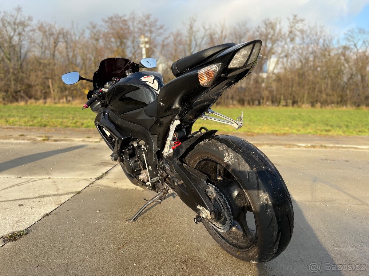Suzuki GSX-R 600 K7 - PO SERVISE - 3