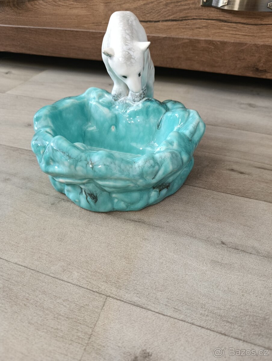 Ditmar Urbach popelník - 3