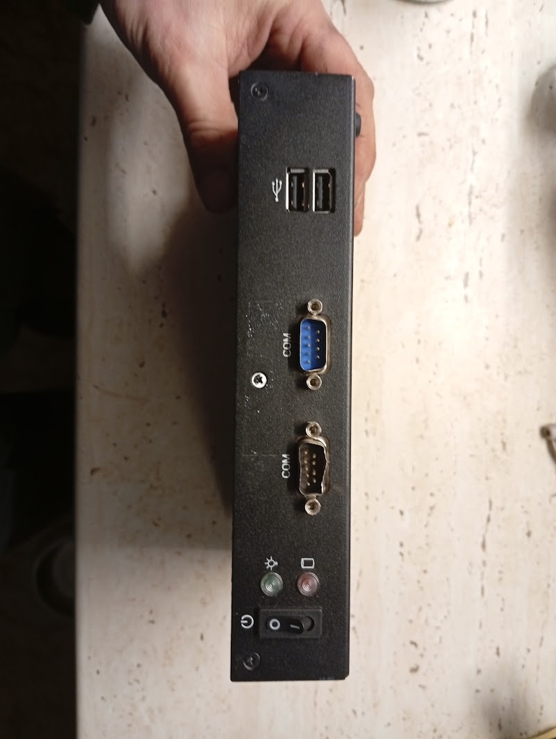 Embeded PC průmyslový počítač IBOX-210D nefunkční - 3
