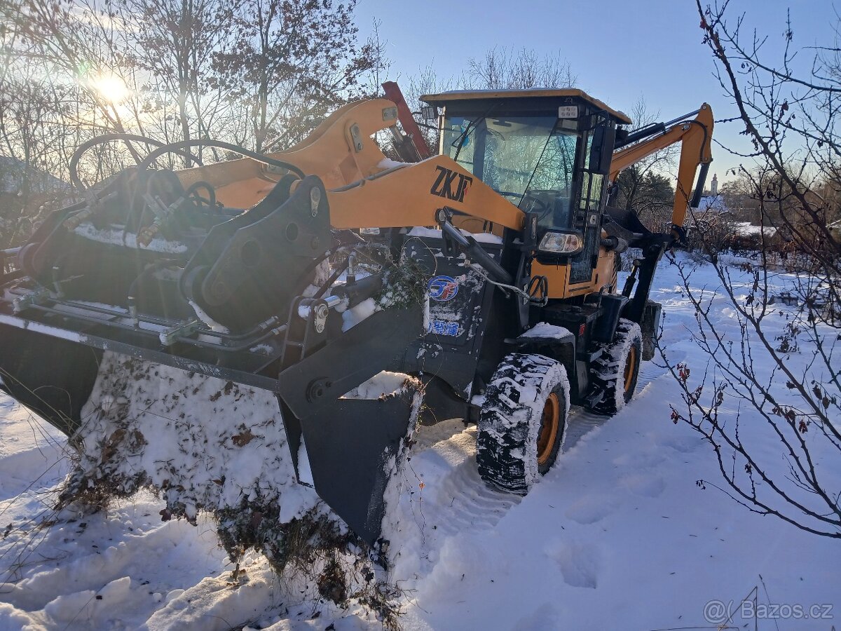 Traktorobagr Digger wz22-15. Nakladac - 3