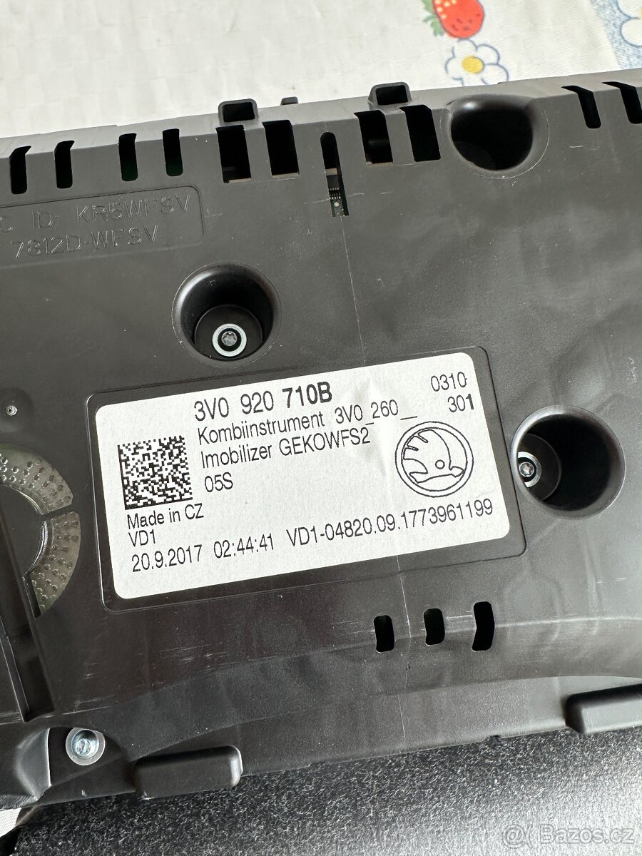 Budíky Škoda Superb 3 - 3