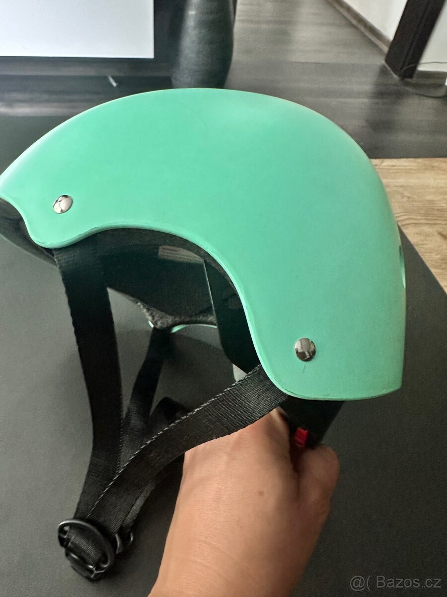 Dětská helma na kolo COOL SLIDE - 3