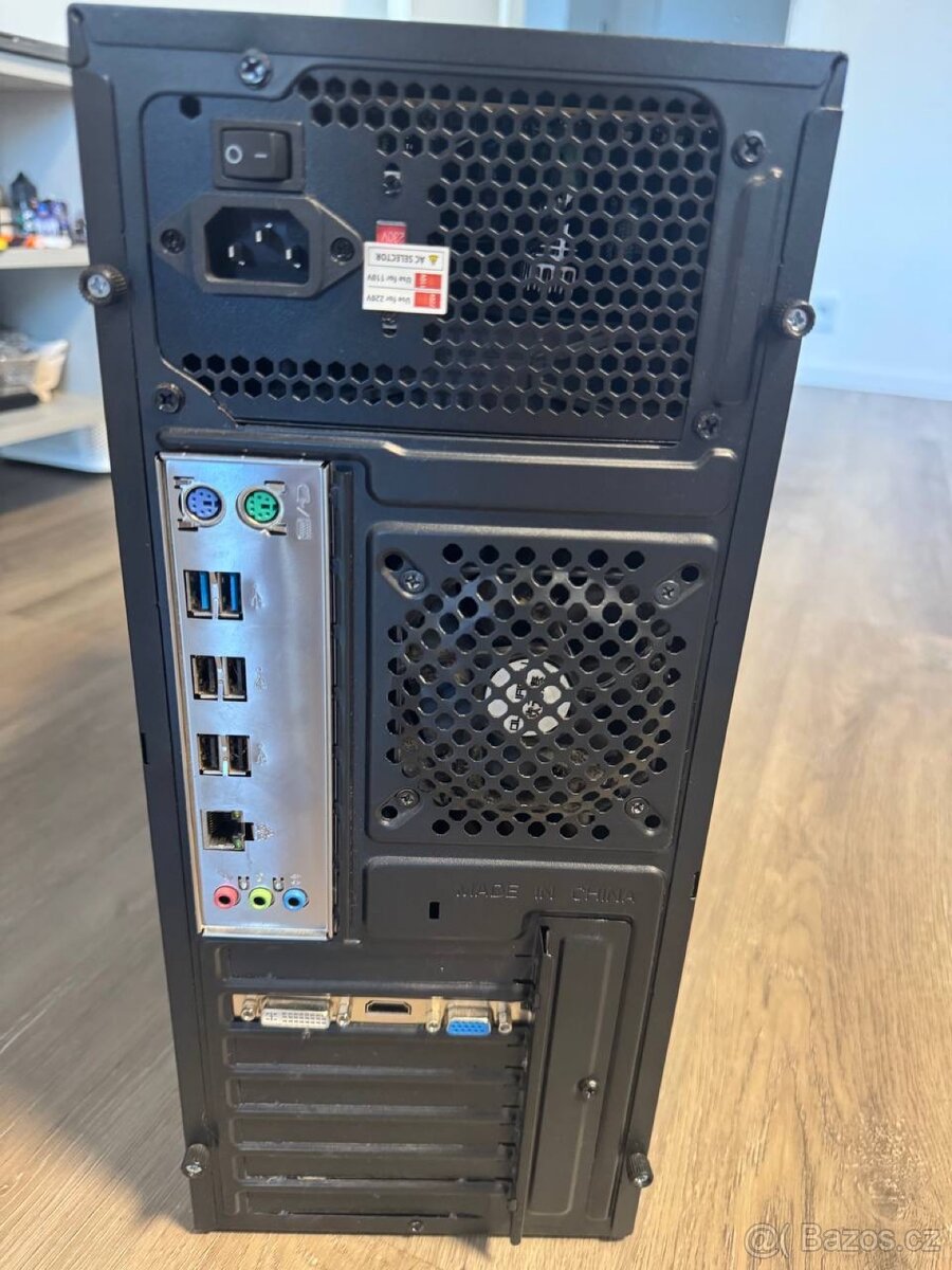 Počítačová sestava - 3