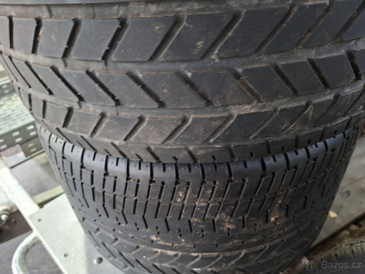 Pneumatiky 335/35 r17 - 3