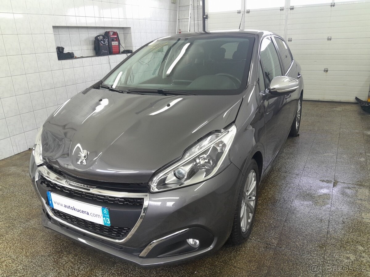 Peugeot 208 1.5 BLUE HDI-16V - 3