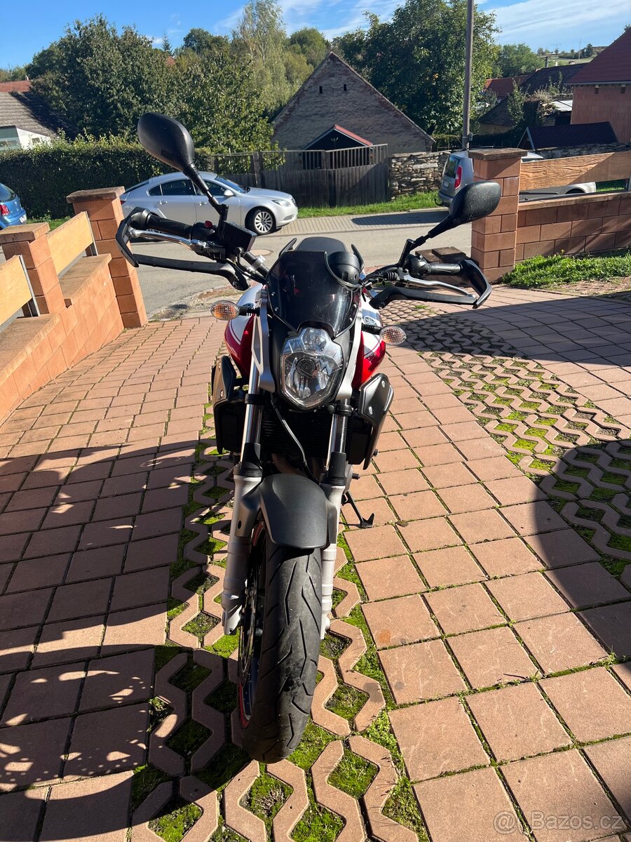 Yamaha MT-03 - 3