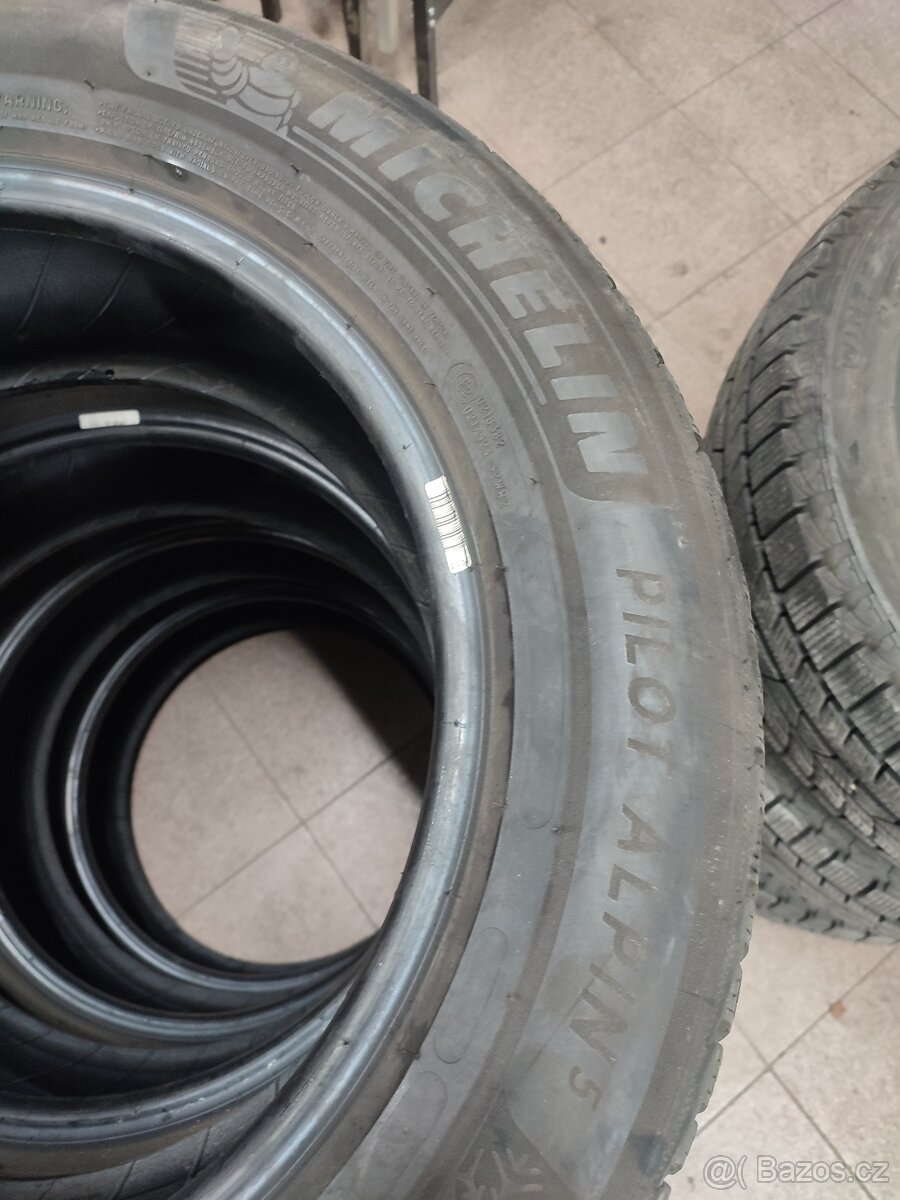 Pneumatiky Michelin 235/55R17 - 3