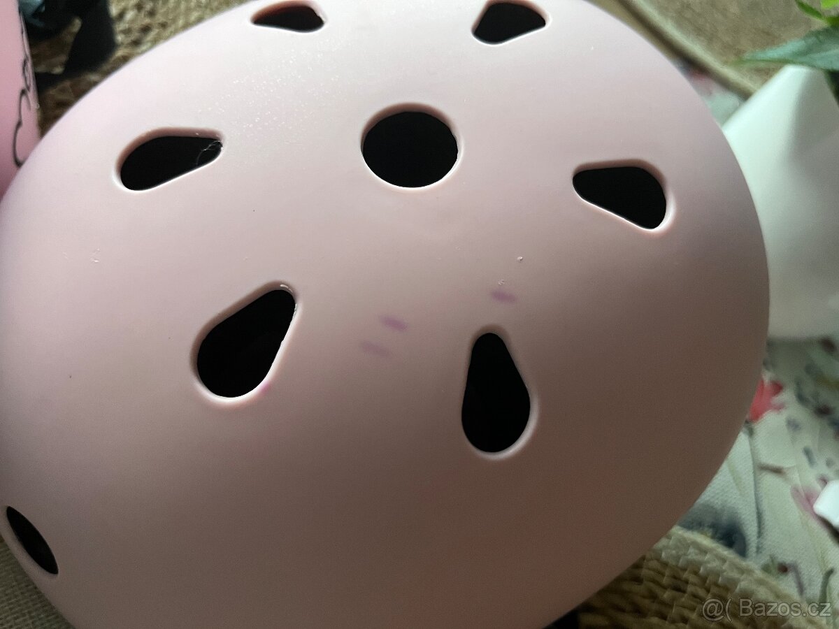 Prodám dětskou helmu Momi- vel. 48-56cm - 3