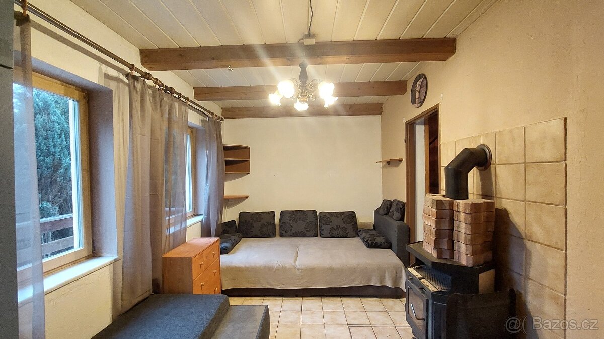 Dlouhodobě - Chata na Kovářově na klidném místě - 3