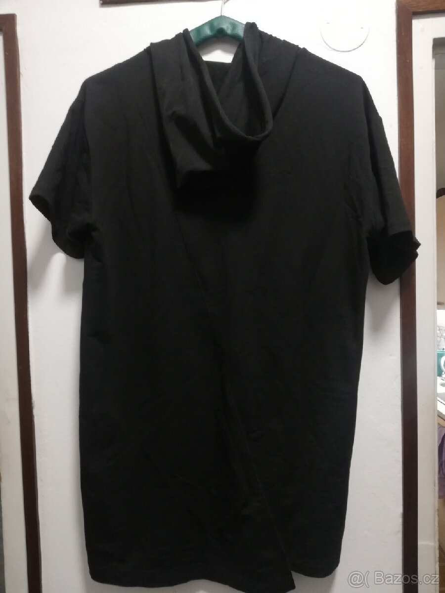 Černé šaty s kapucí a krátkým rukávem vel 42 - 3