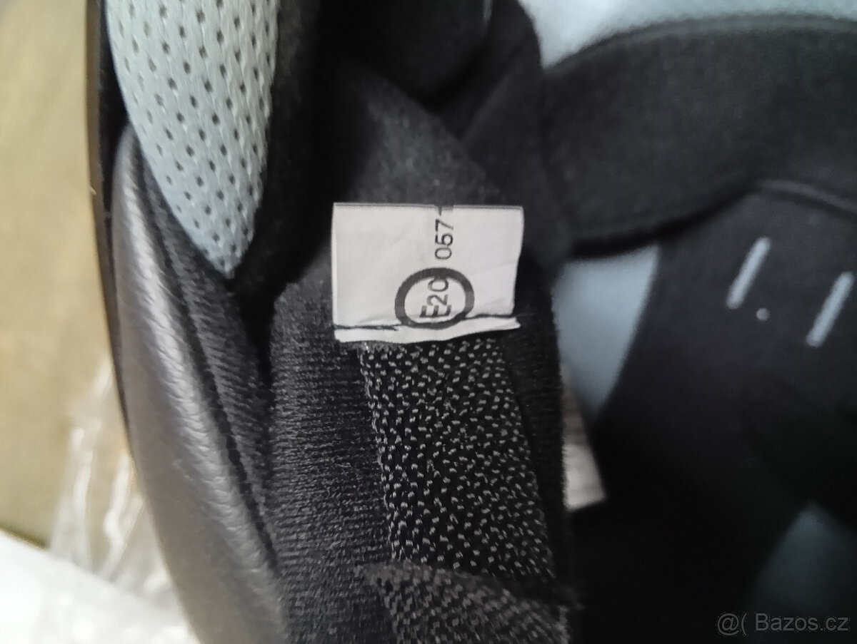 PRODÁM PŘILBU TORNÁDO CL- XXL-BLACK - 3