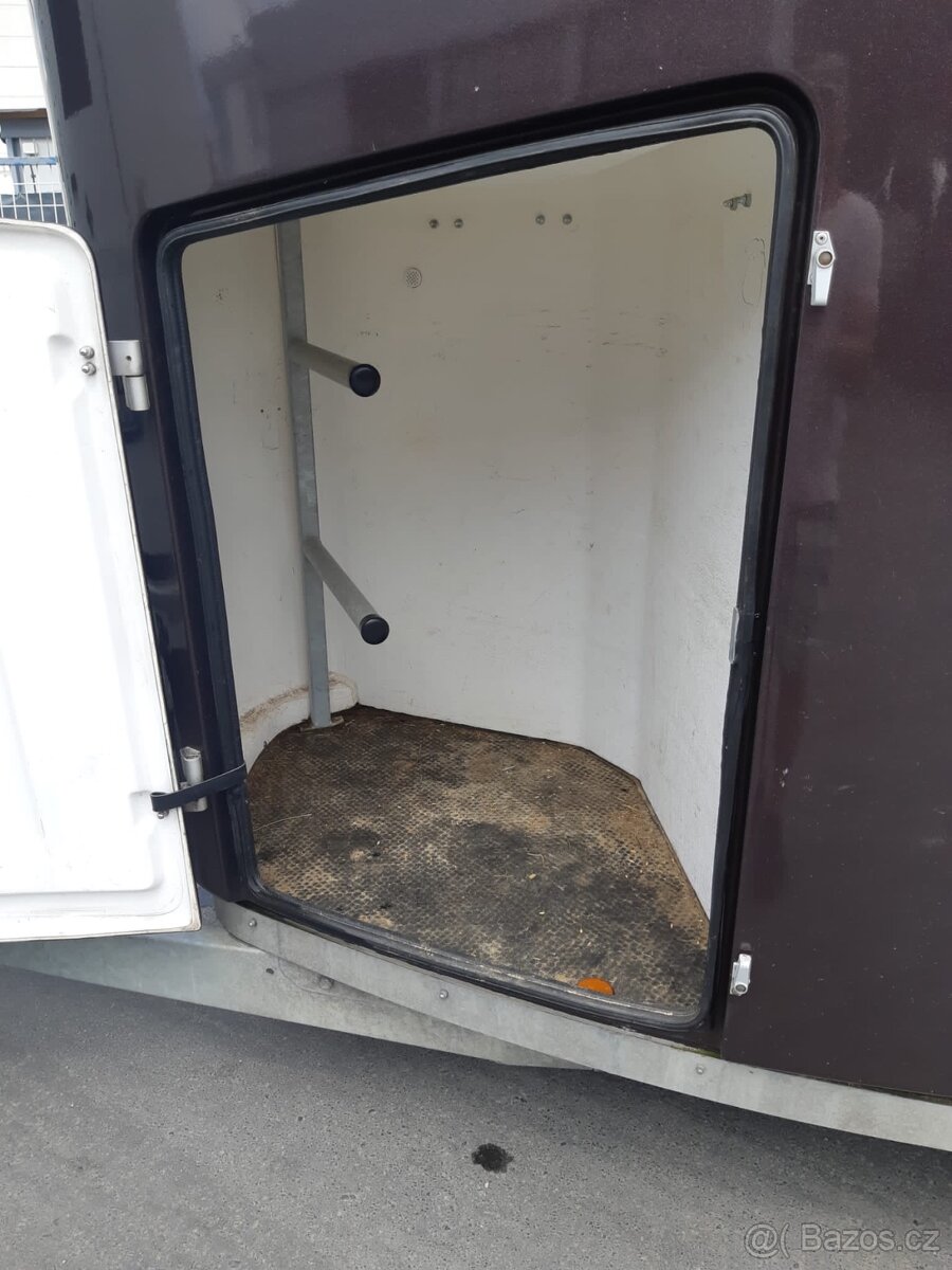 Vlek na přepravu koní - 3