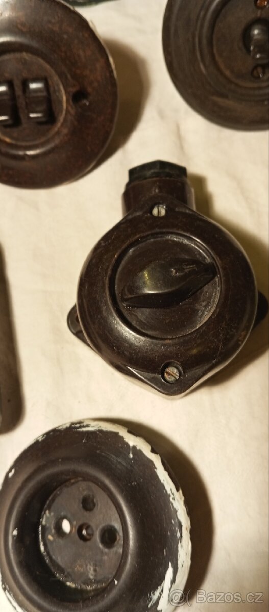 VÝMĚNA/PRODEj Bakelitové vypínače dvojpáčky atd. - 3