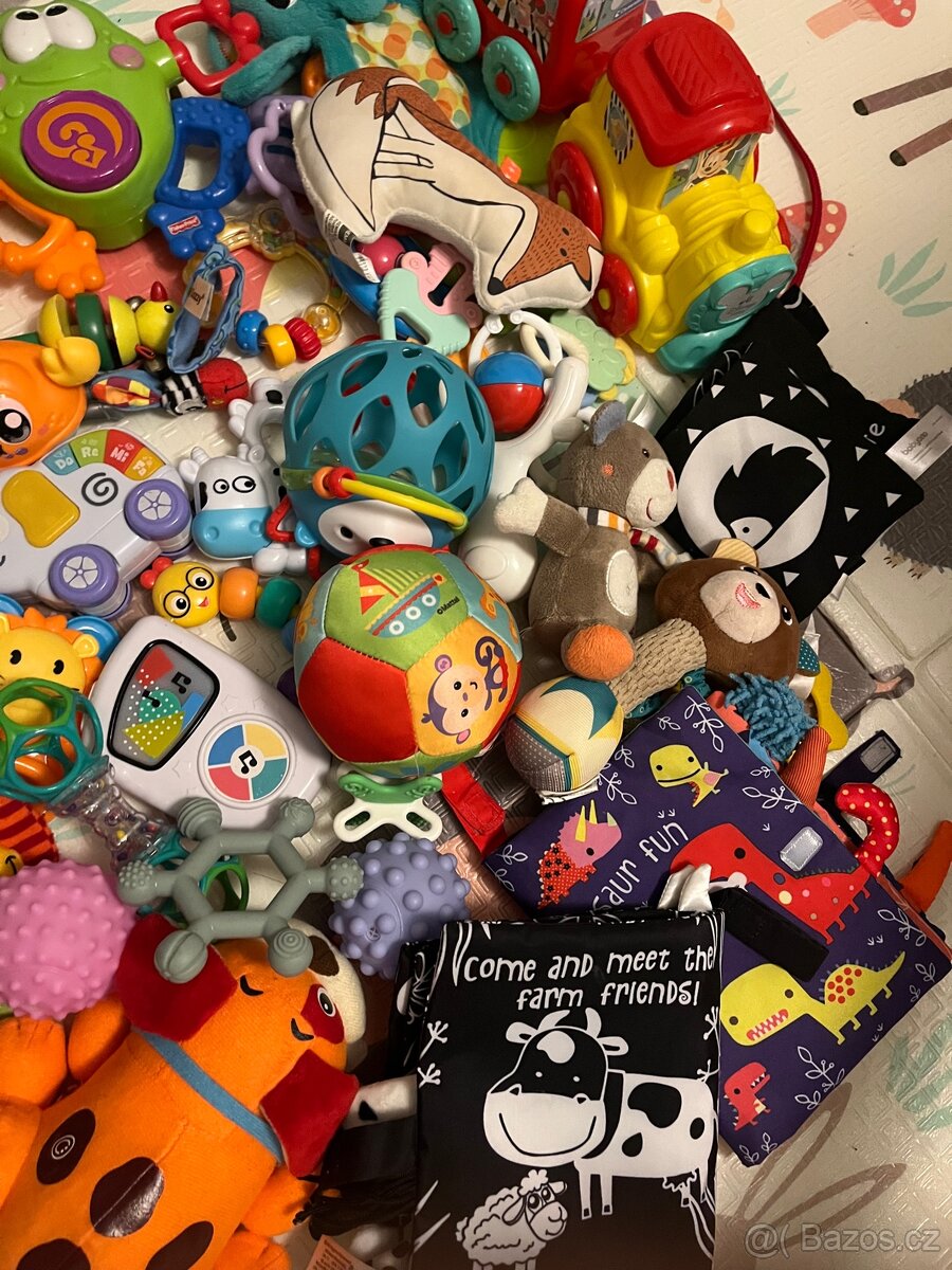 Velký mix hraček - 3