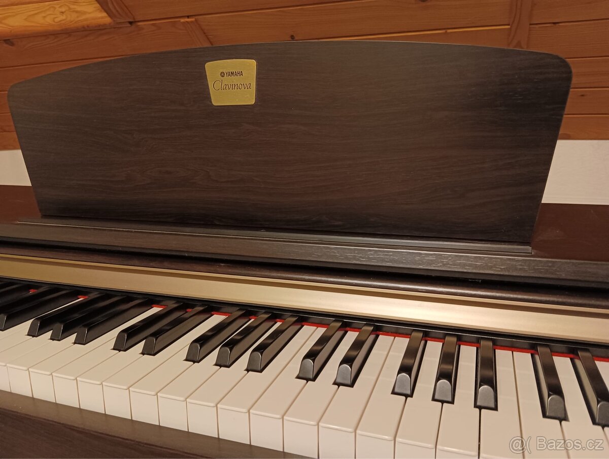 Prodám Yamaha Clavinova - 3