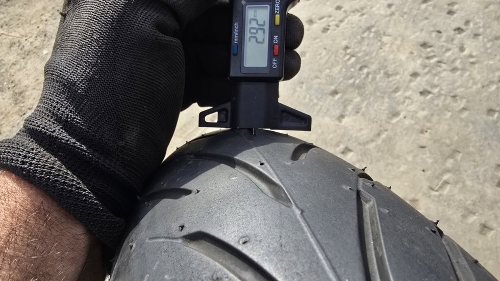 Dunlop 120/60/17, DOT5023 - 3