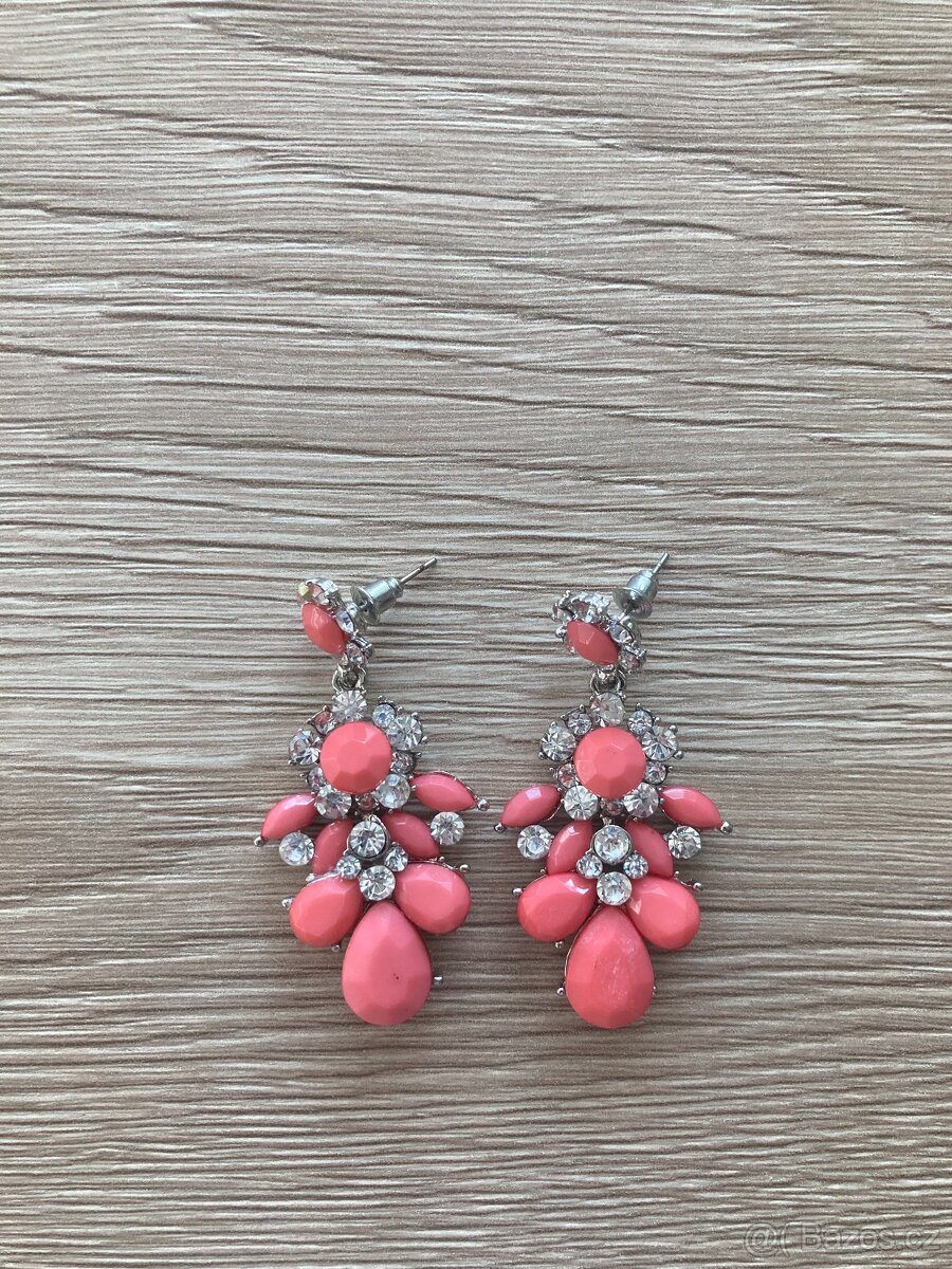 Jemné růžové náušnice se stříbrnými kamínky - 3