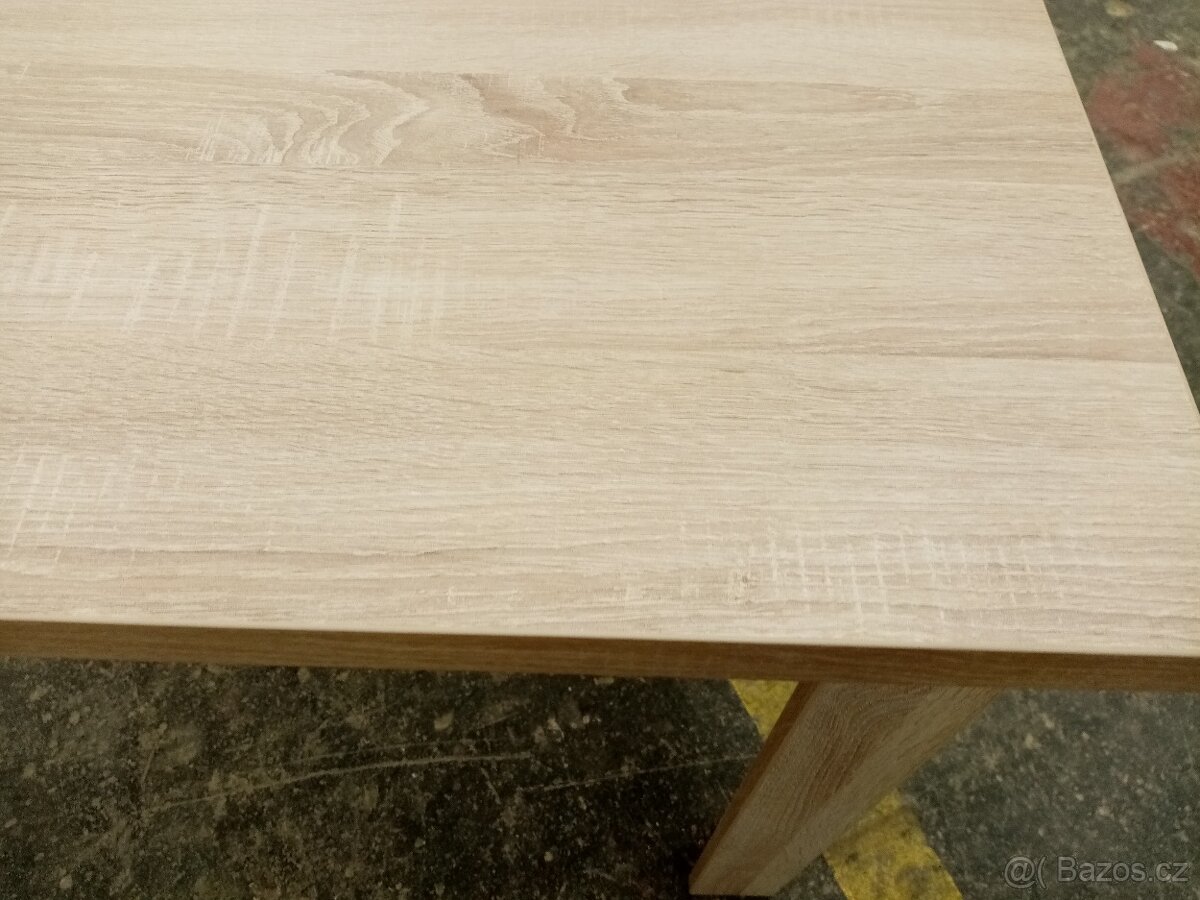 Jídelní stůl - 3