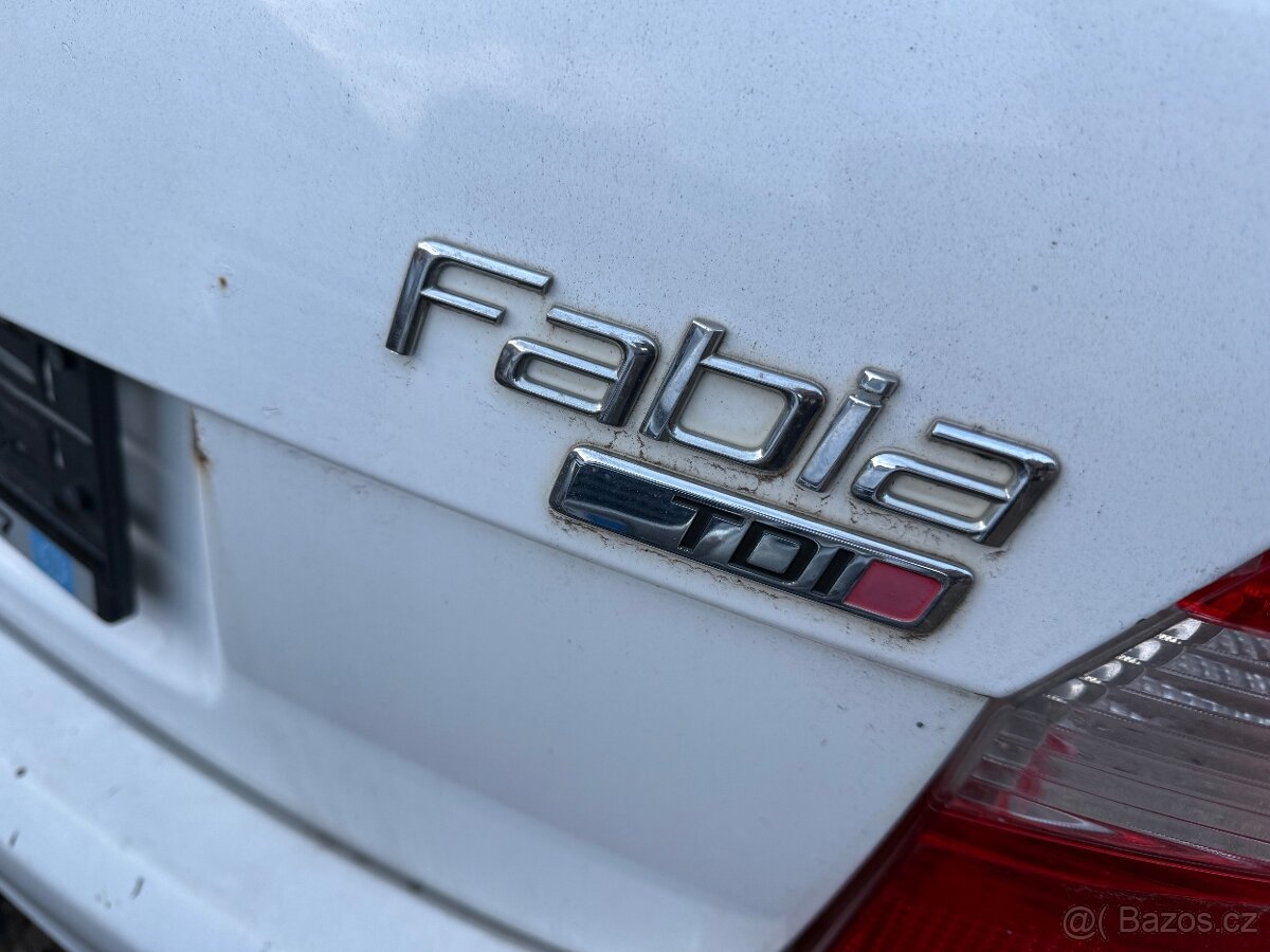 Škoda Fabia 2 lift 1.6Tdi nepojízdná - 3