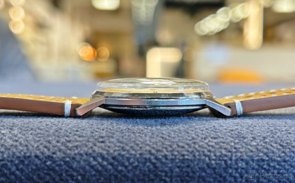 Československé mechanické vintage retro hodinky PRIM Traktor - 3