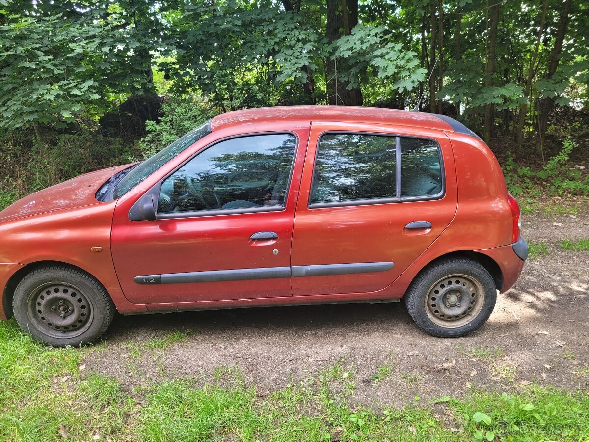 Renault Clio 1,2 - 3