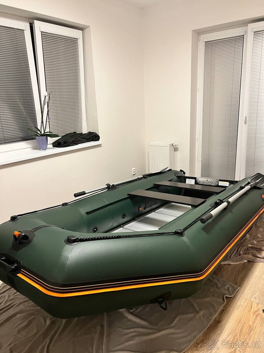 Nafukovací člun Kolibri 330D Professional - 3