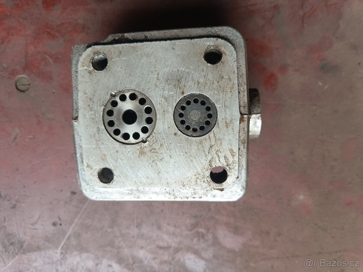 Válce a písty kompresorů Zetor - 3