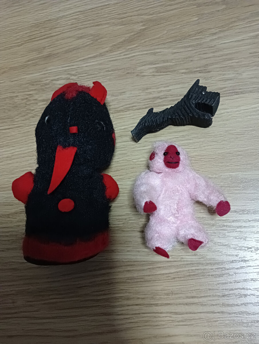 RŮZNÉ STARÉ RETRO HRAČKY - 3