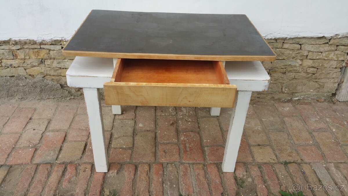 Krásný starožitný kuchyňský stůl - 3