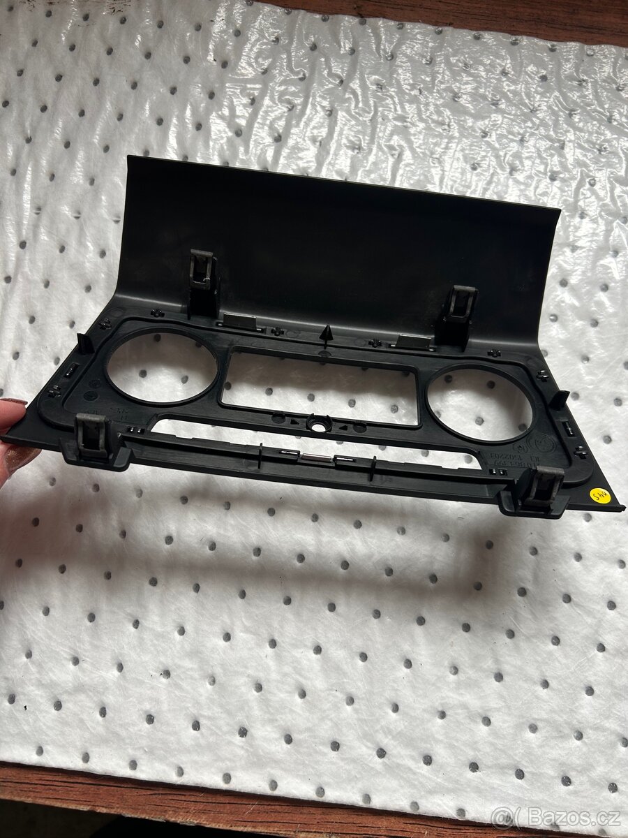 Rámeček Climatronicu Škoda Superb 2 - 3