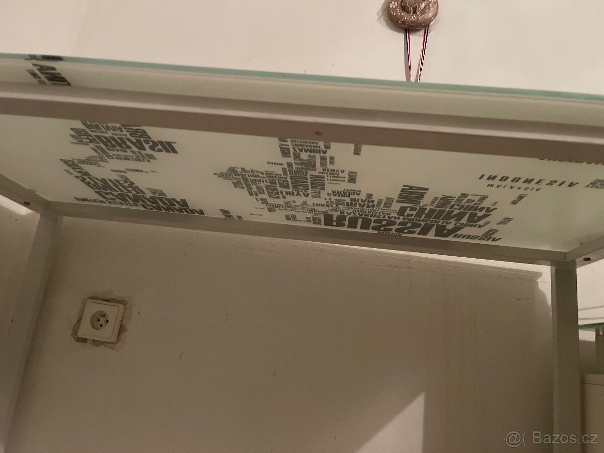 Moderní psací stůl - 3