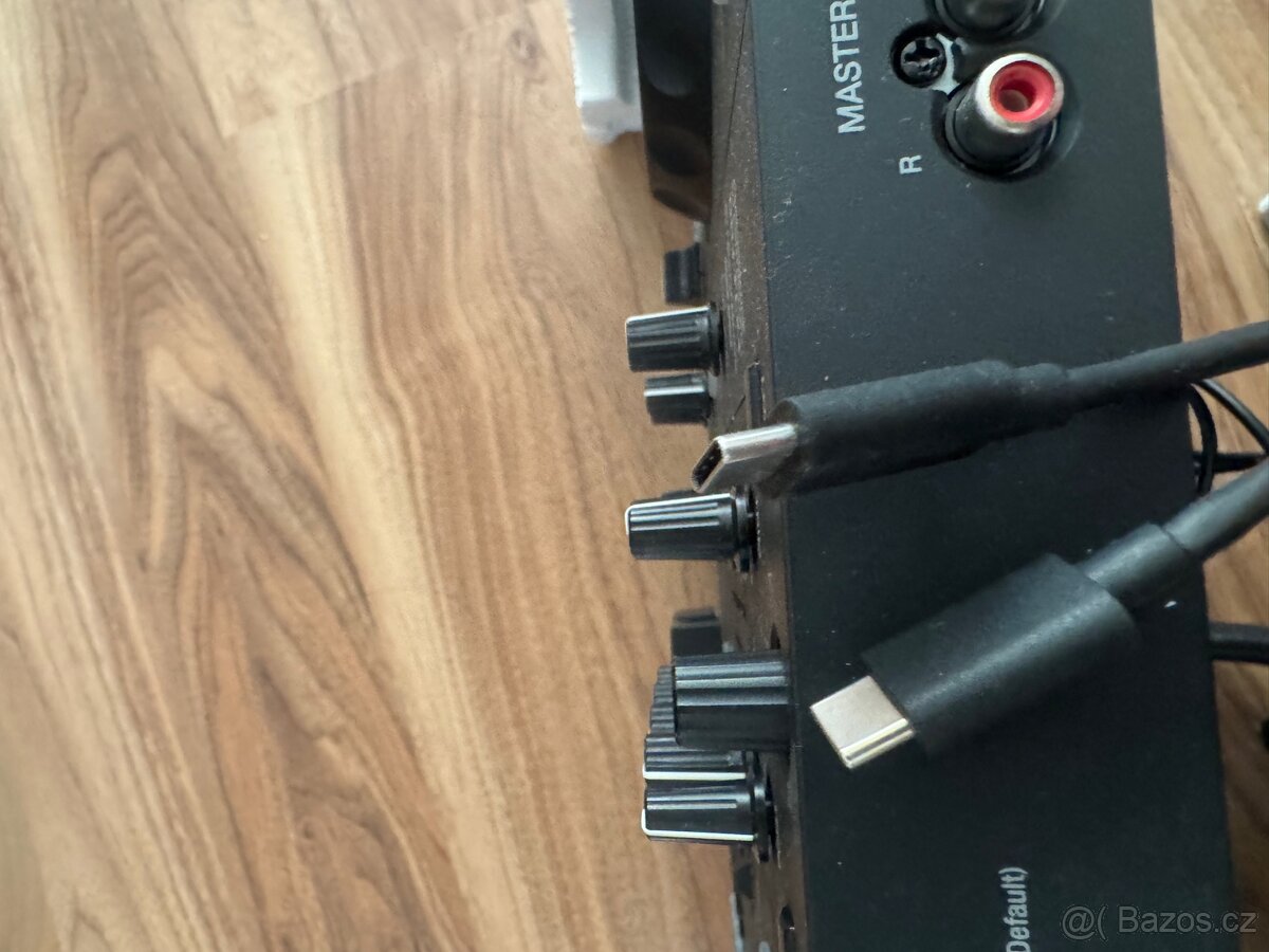 Pioneer DDJ FLX-4 controller - 3