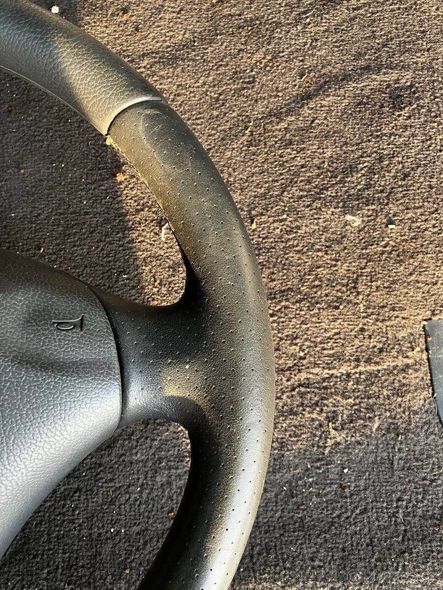 Volant Ford Escort rs 2000 - 3