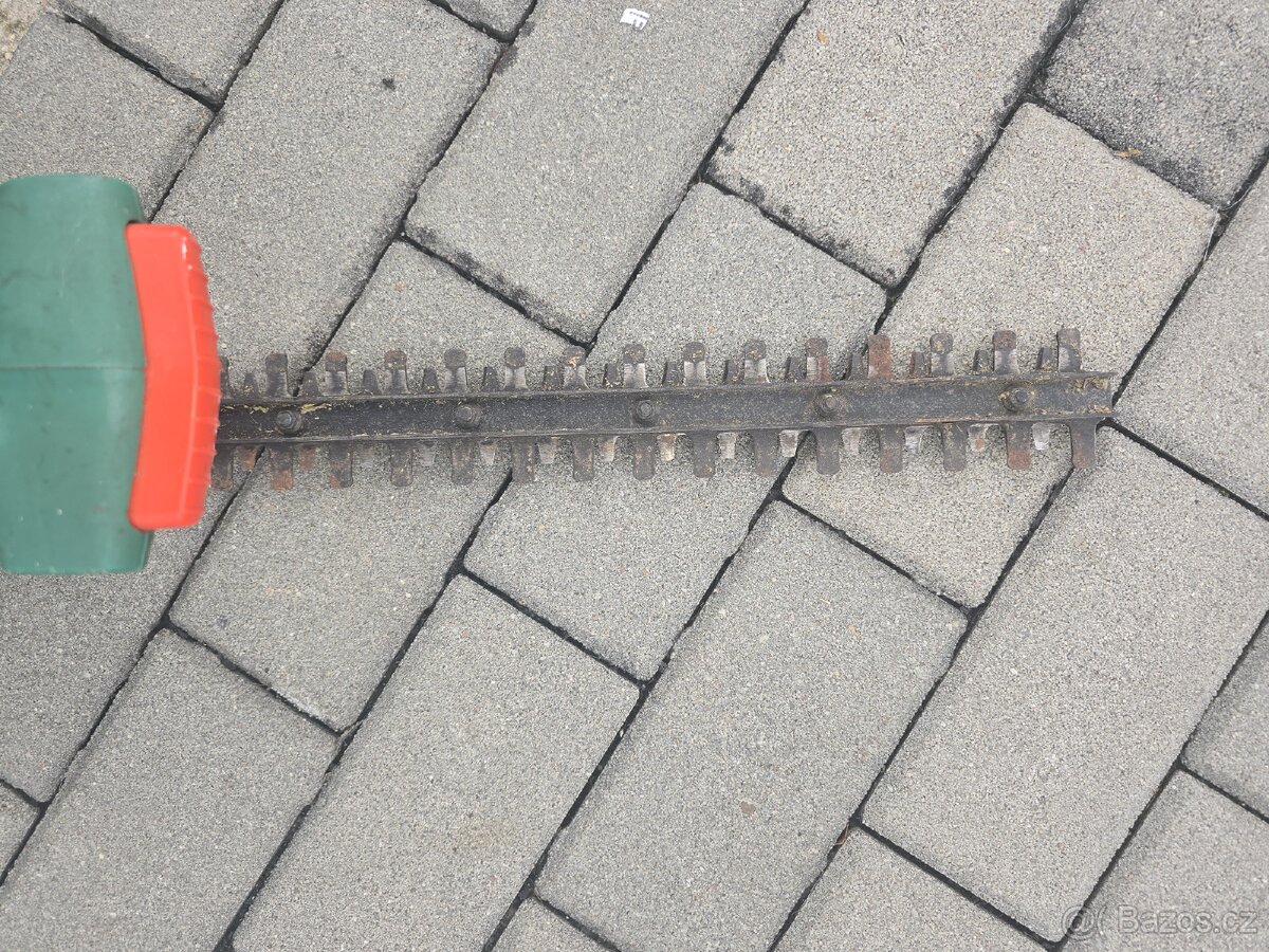 Zastřihovač tuji - 3