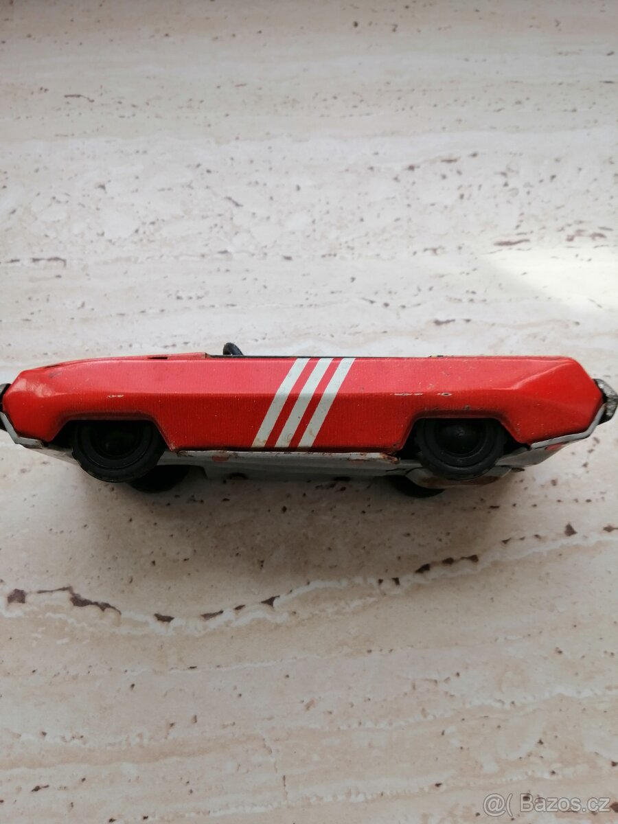 Staré autíčko Pagyra-3 - 3