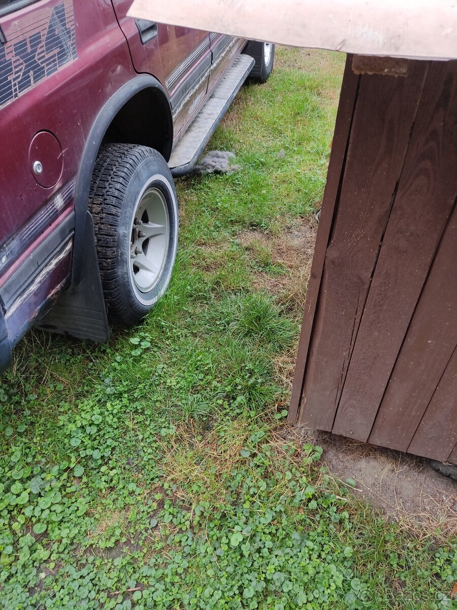 Opel Frontera A 2,4i - 3