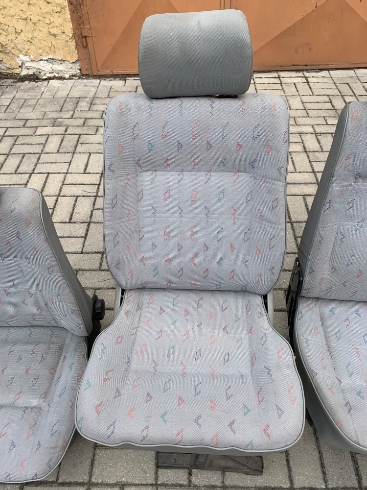 Prodám sedačky do VW T4 - 3