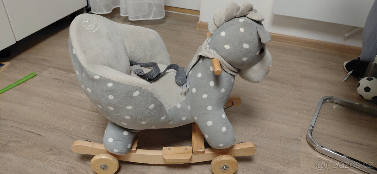 Houpací koník - 3