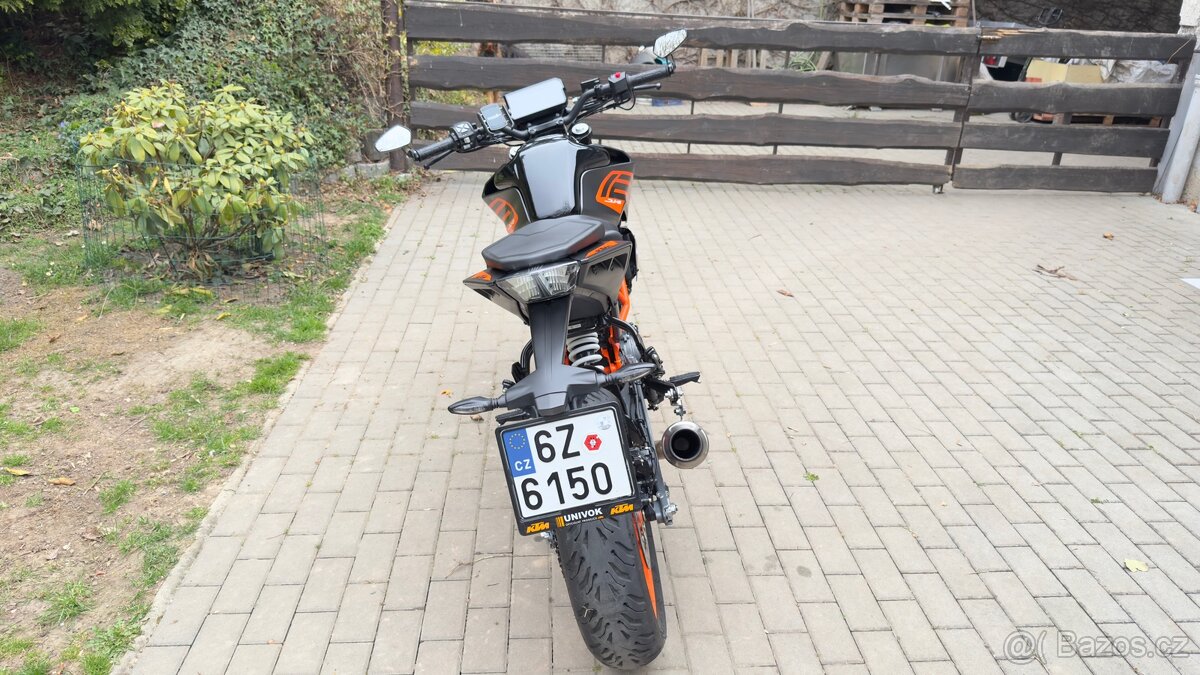 2022 KTM 125 Duke - 30 000 km