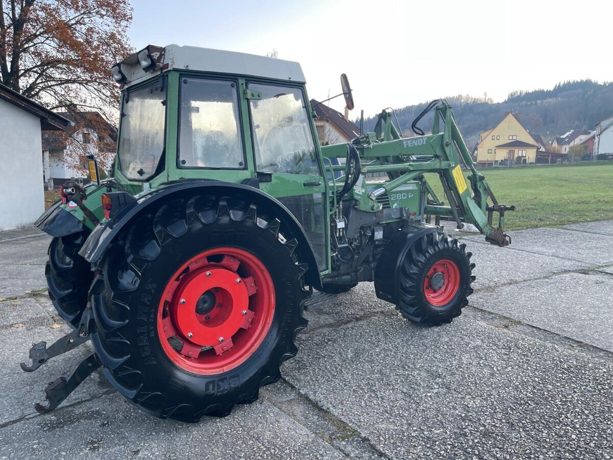 Traktor Fendt 280 - 3
