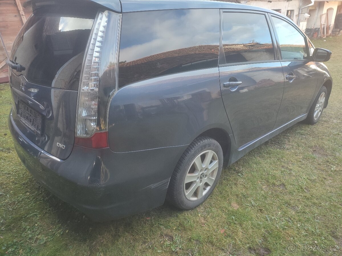 Mitsubishi Grandis - 3