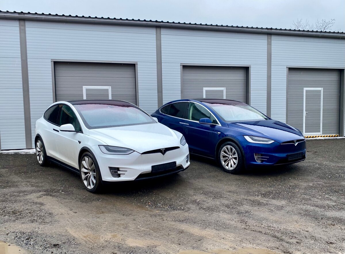 Tesla model X P90D 6 míst SCH01 MCU2 AP1 - 3