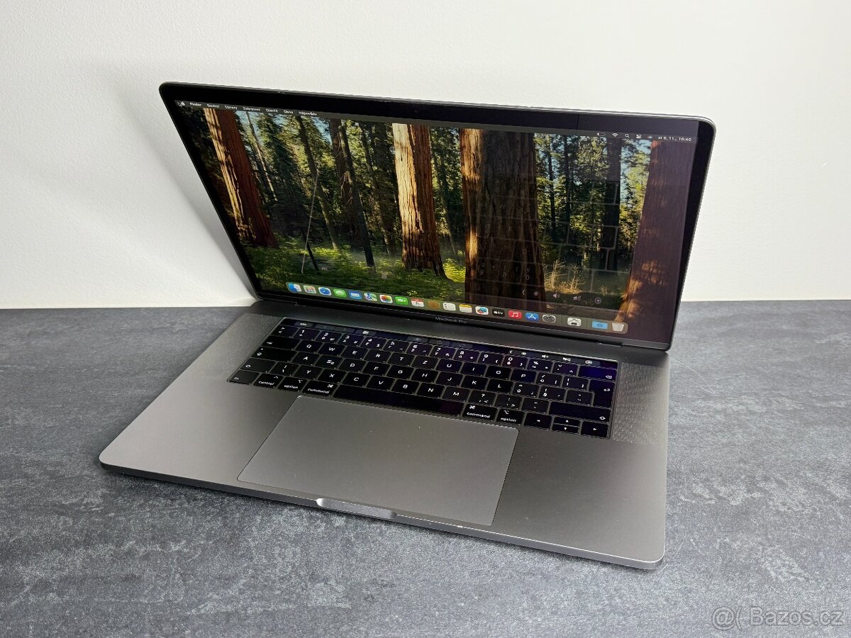 MacBook Pro 15'' 2019 / i7 / 32GB / 256GB SSD - DPH - 3