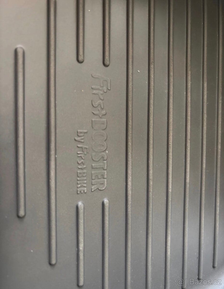 Podsedák Firstbooster, stupínky IKEA a redukce - 3
