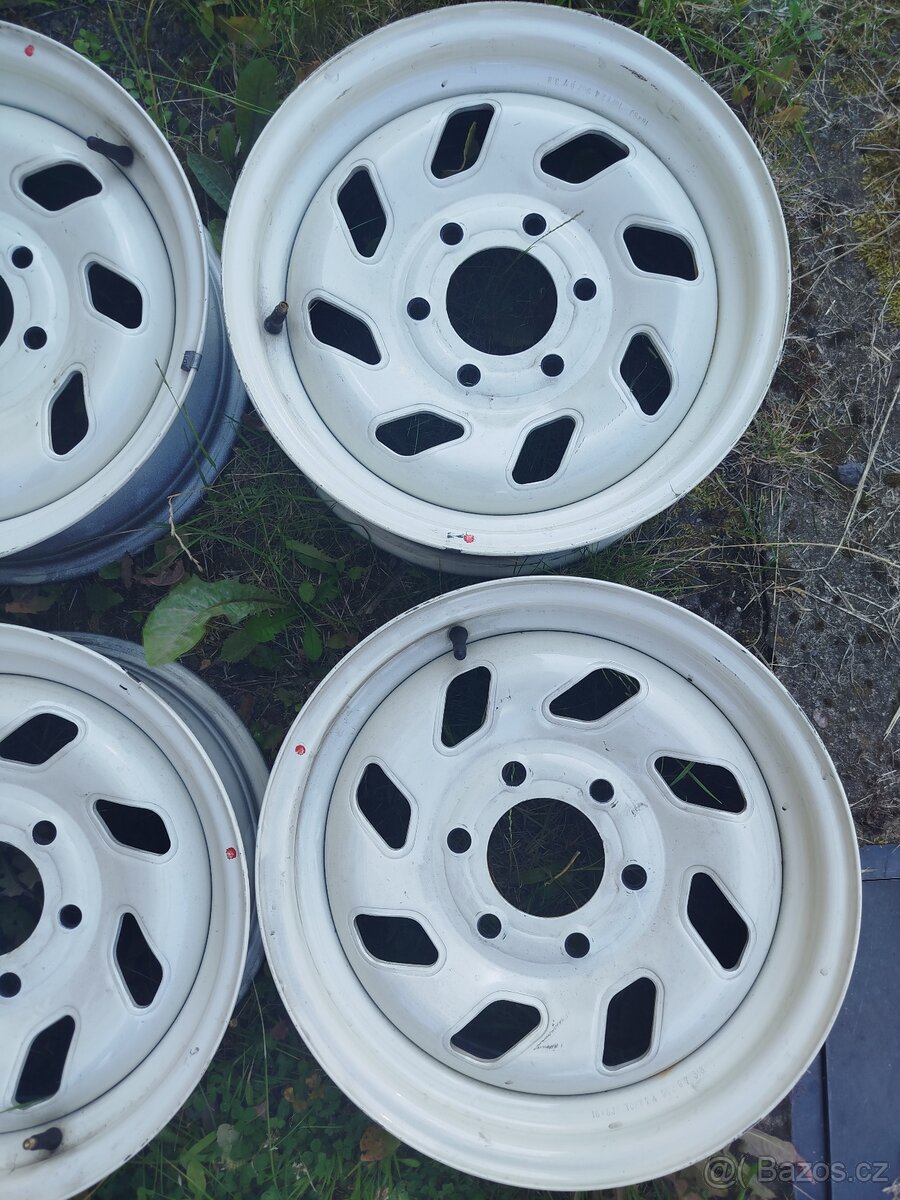 Disky originál Ford ranger 6x139,7 R16 - 3